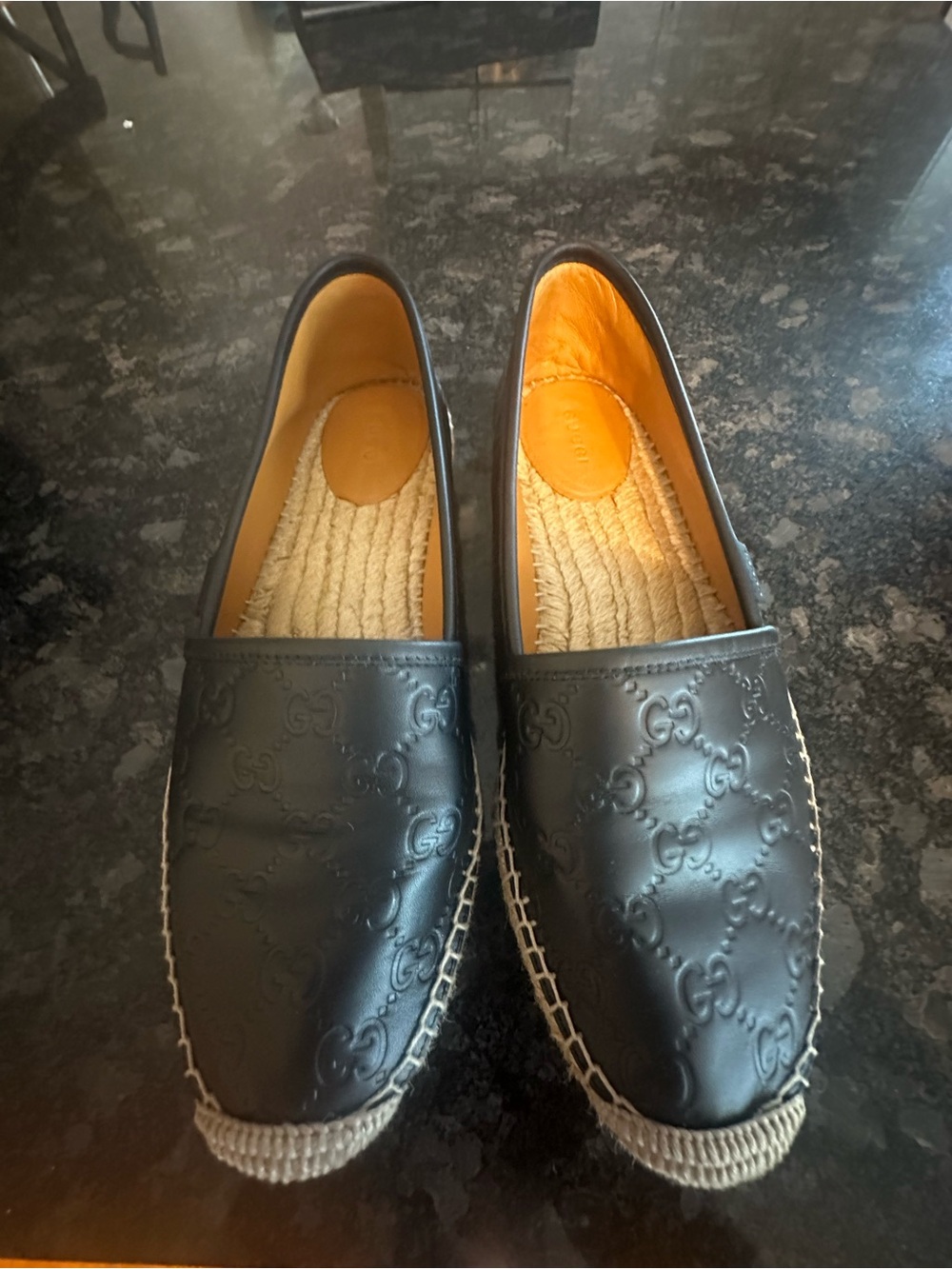 Gucci Black Embossed Leather Espadrilles with Jute Trim - Picture 2 of 11